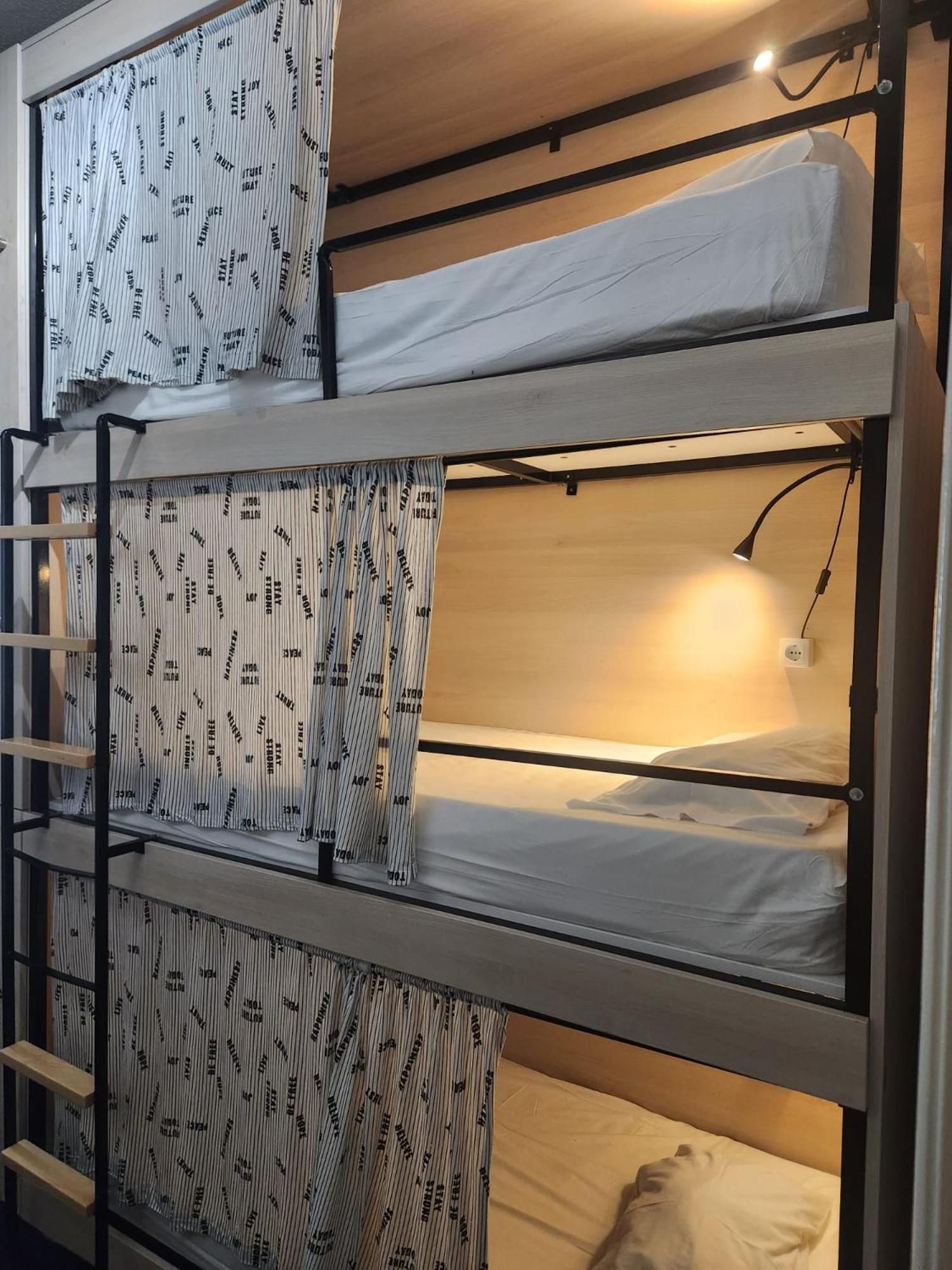 Daora Lisbon Low Cost Hostel Eksteriør billede